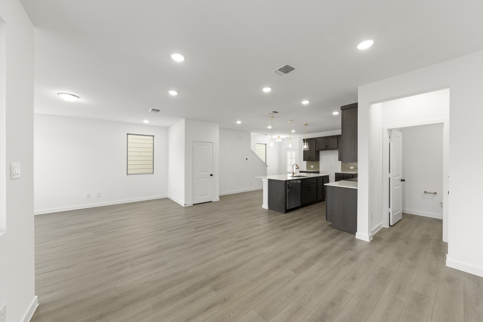 6915 Mission Tejas Drive Dallas TX 75228