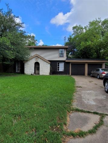 4233 Field Street Haltom City TX 76117