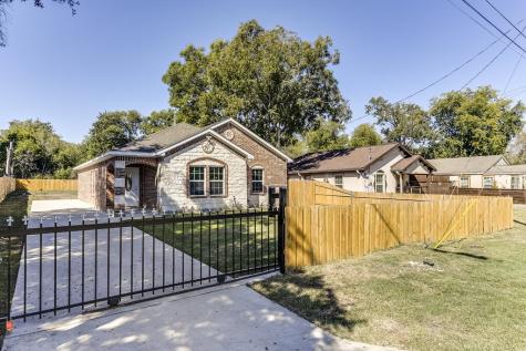 1423 Harlandale Avenue Dallas TX 75216