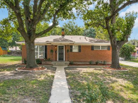 1506 N Morris Street Mckinney TX 75069