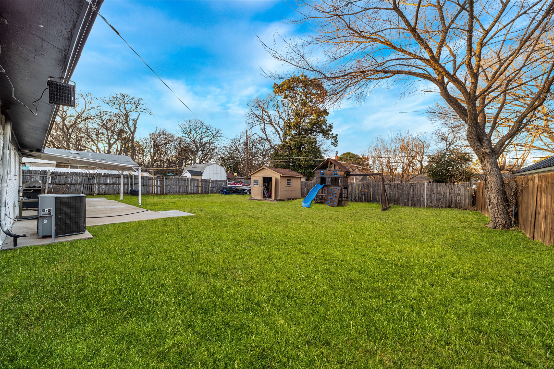 1805 W Sanford Street Arlington TX 76012