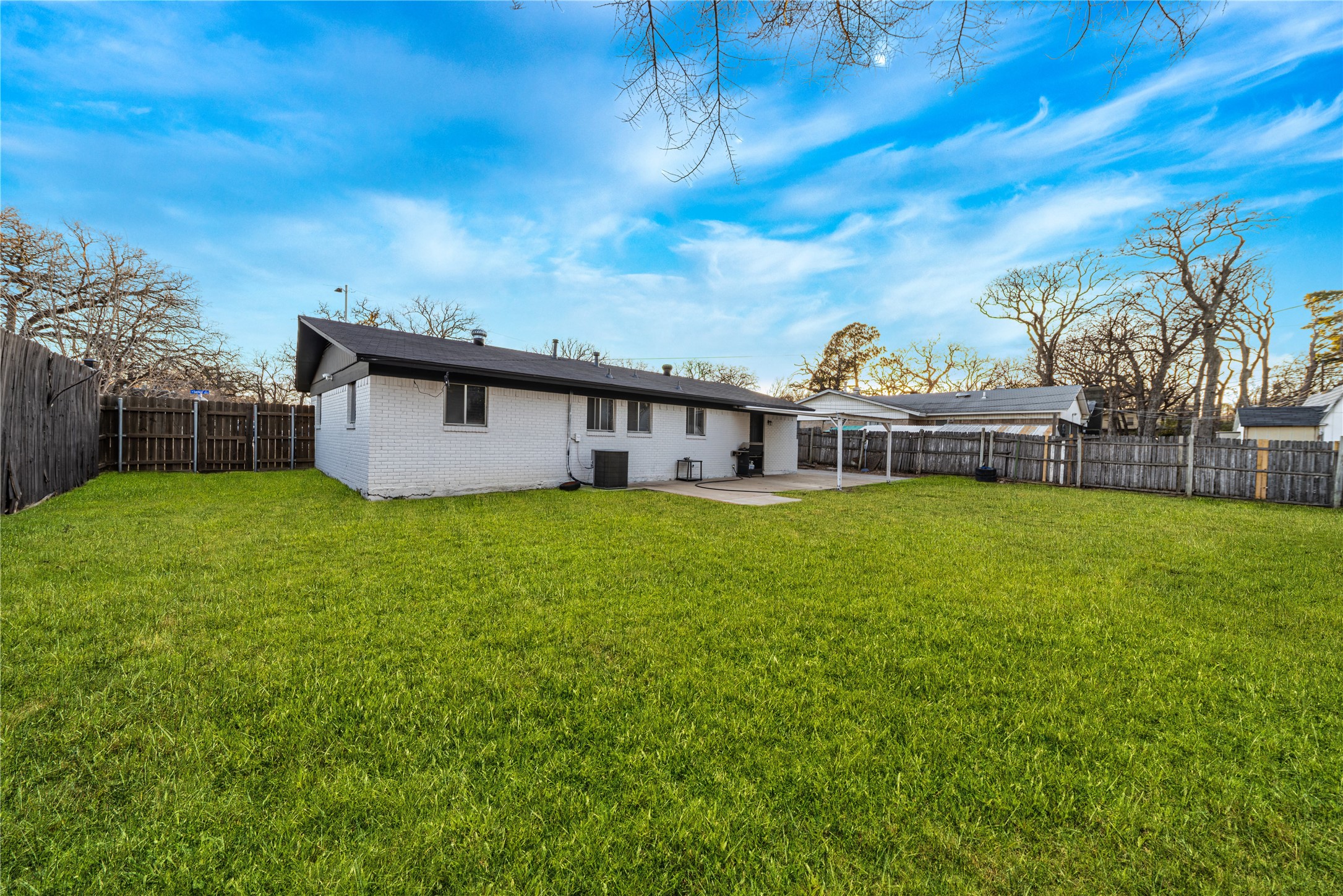 1805 W Sanford Street Arlington TX 76012