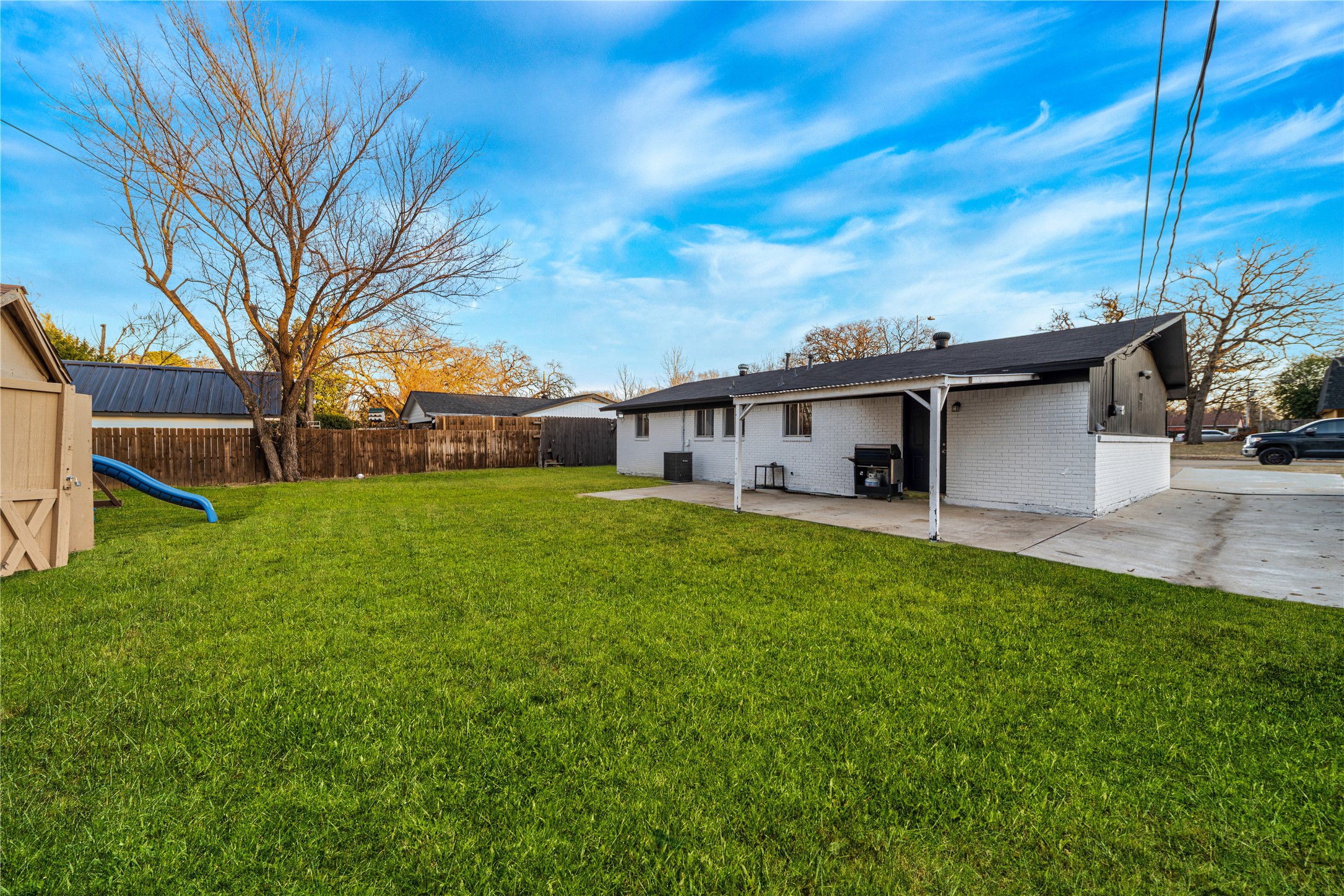1805 W Sanford Street Arlington TX 76012
