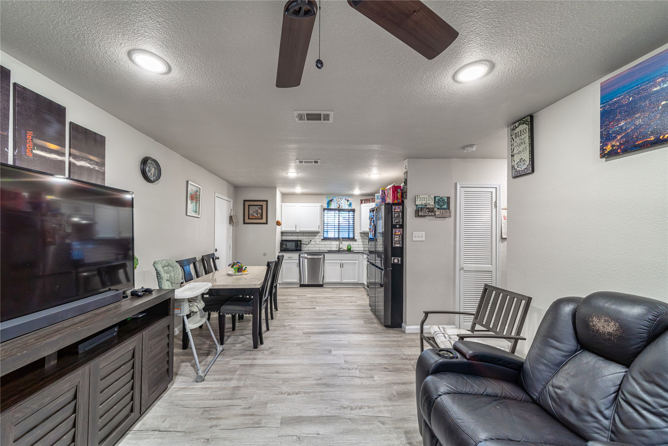 1805 W Sanford Street Arlington TX 76012
