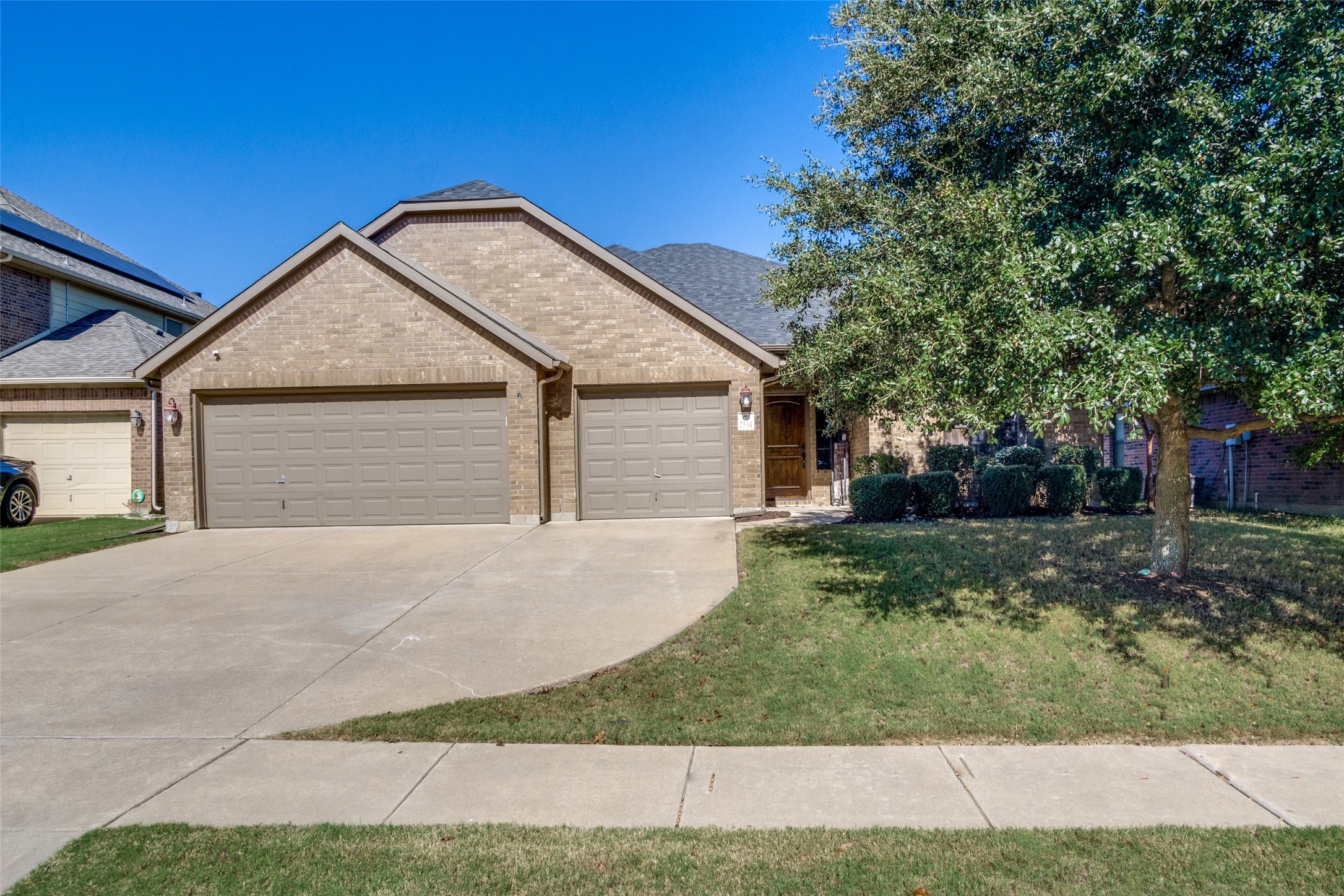 2534 Glen Ranch Drive Burleson TX 76028