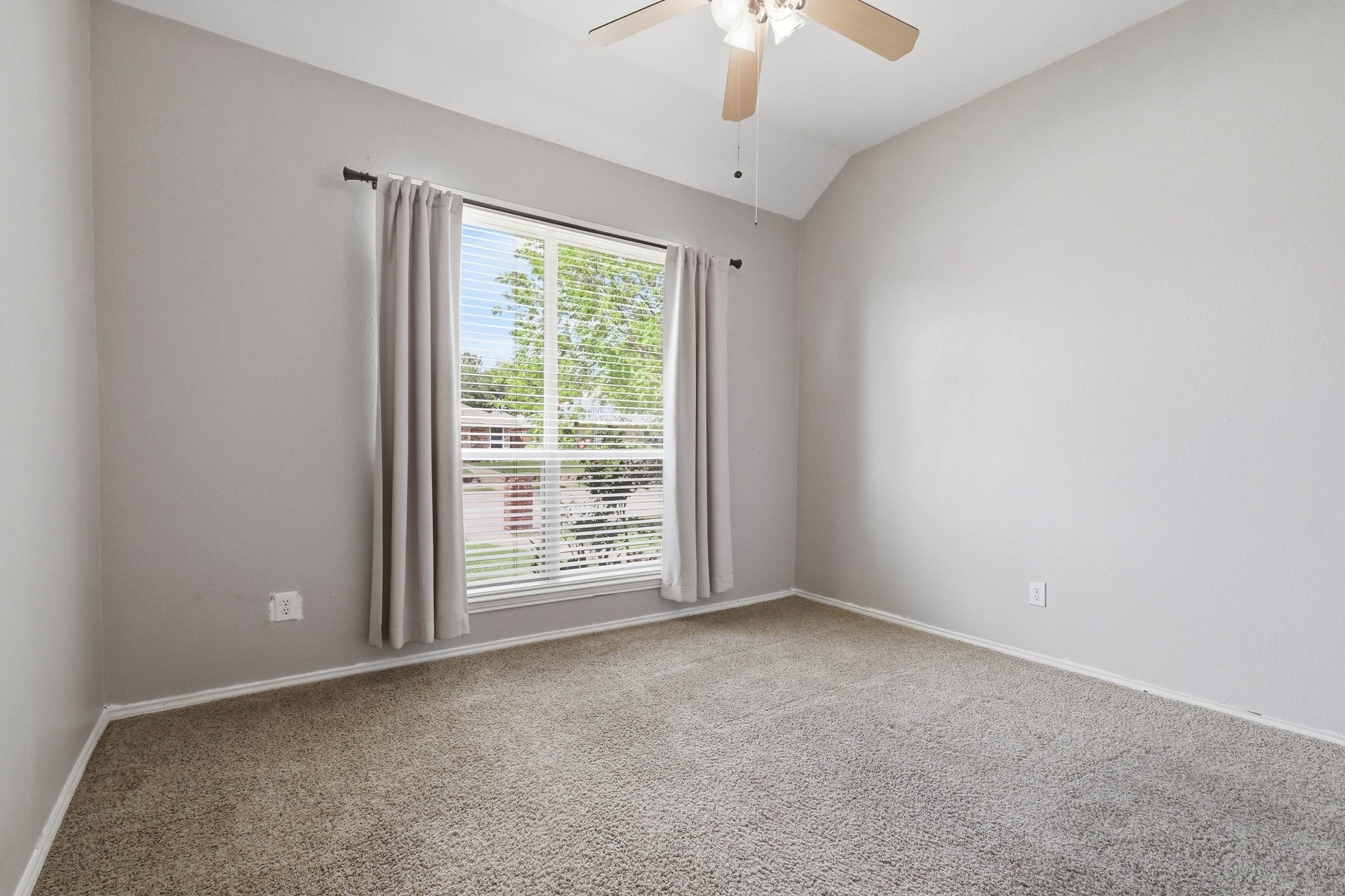 2112 Greenview Drive Carrollton TX 75010