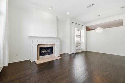 2112 Greenview Drive Carrollton TX 75010