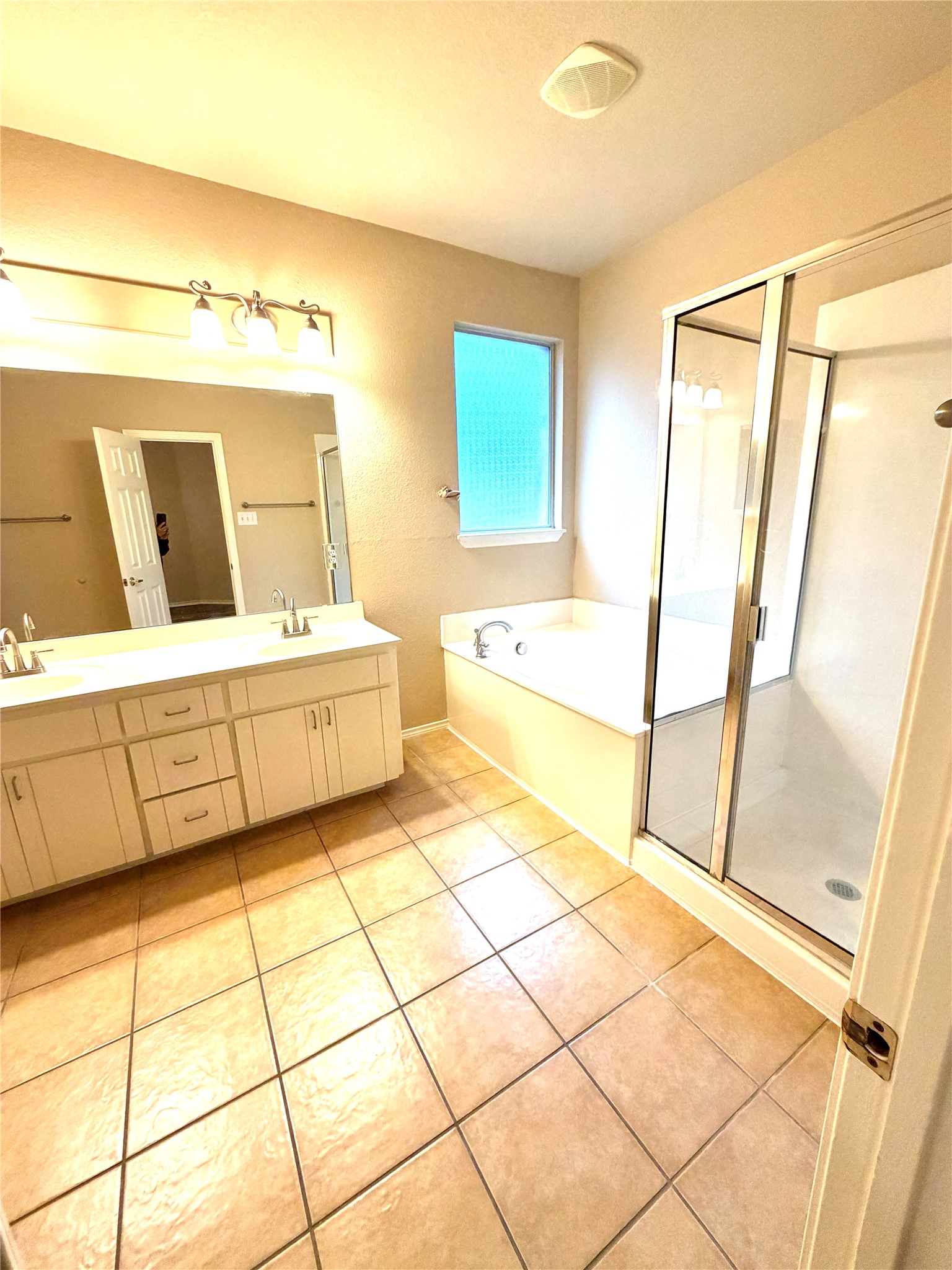8704 Corral Circle Fort Worth TX 76244