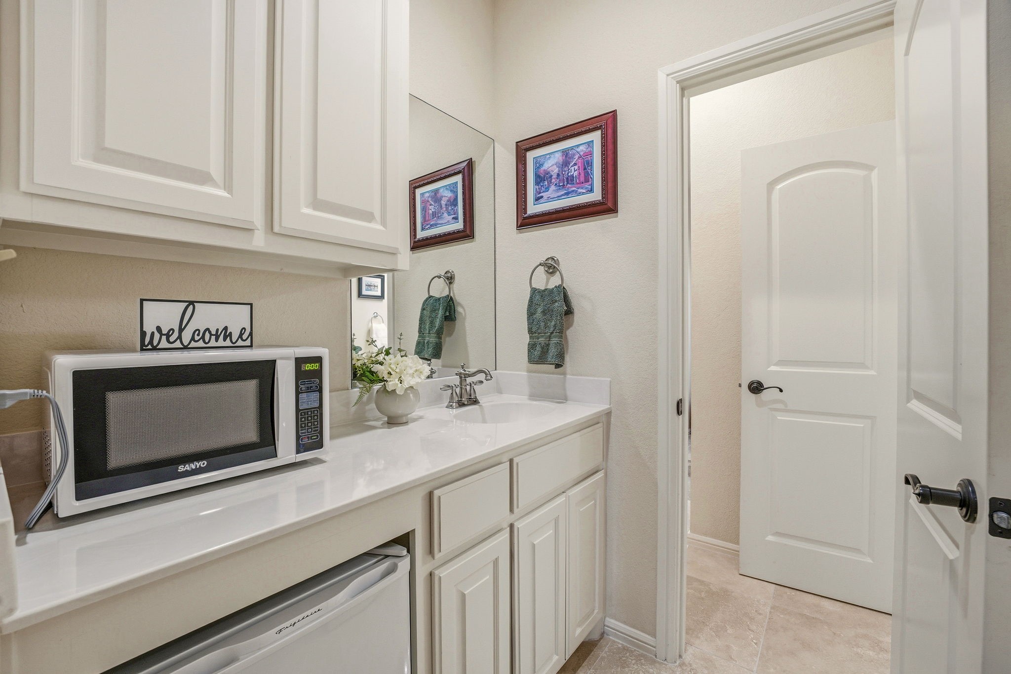 1218 Meander Road Granbury TX 76049