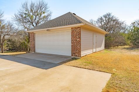 1218 Meander Road Granbury TX 76049