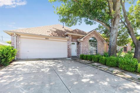 950 Blossomwood Court Arlington TX 76017