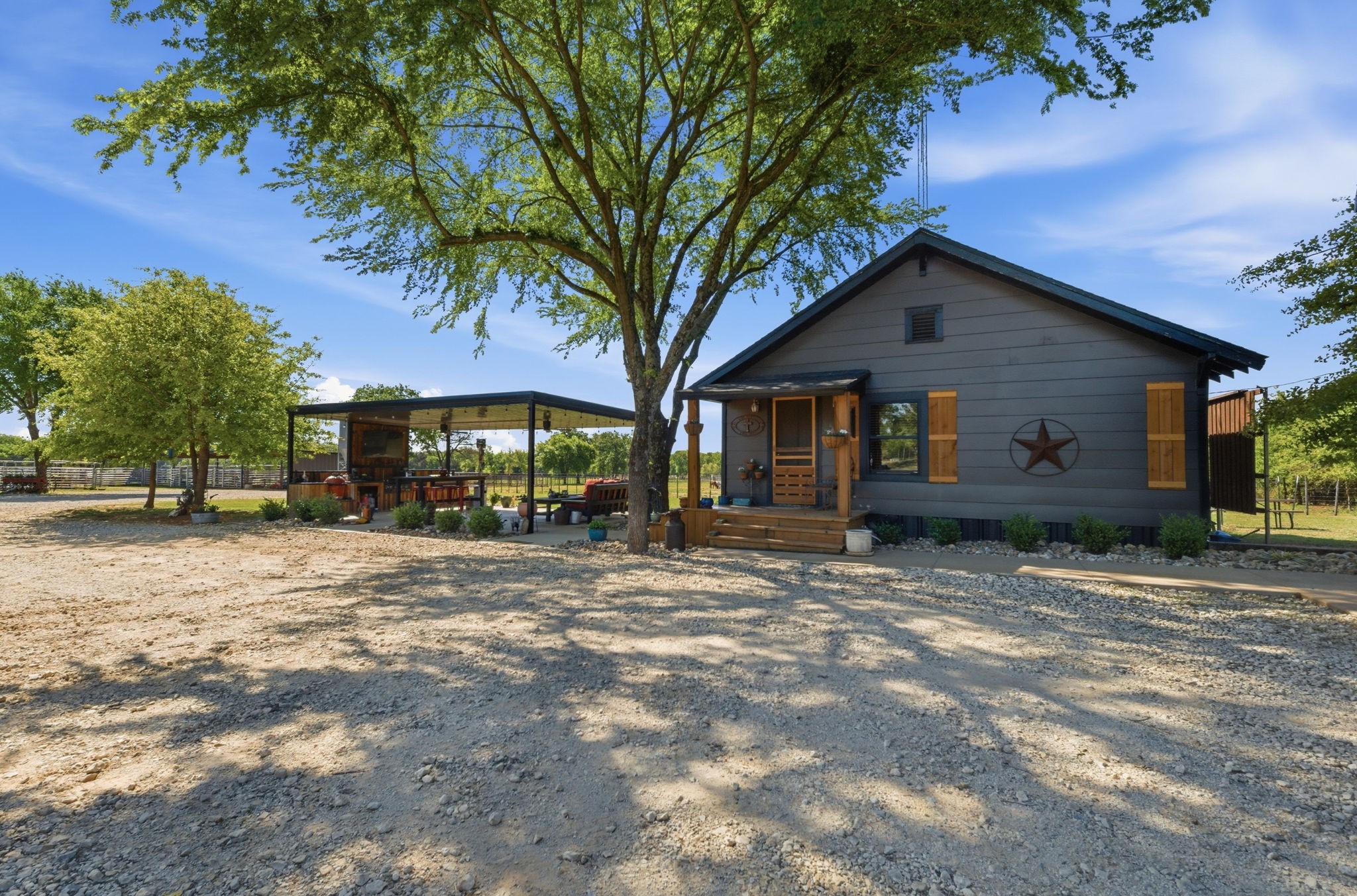 10642 Fm 902 Collinsville TX 76233