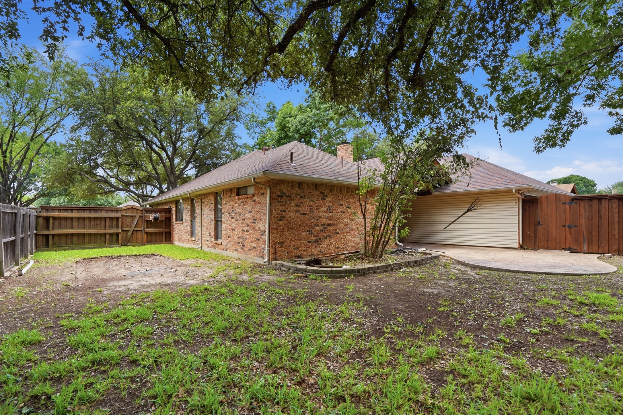 834 Meadowglen Circle Coppell TX 75019