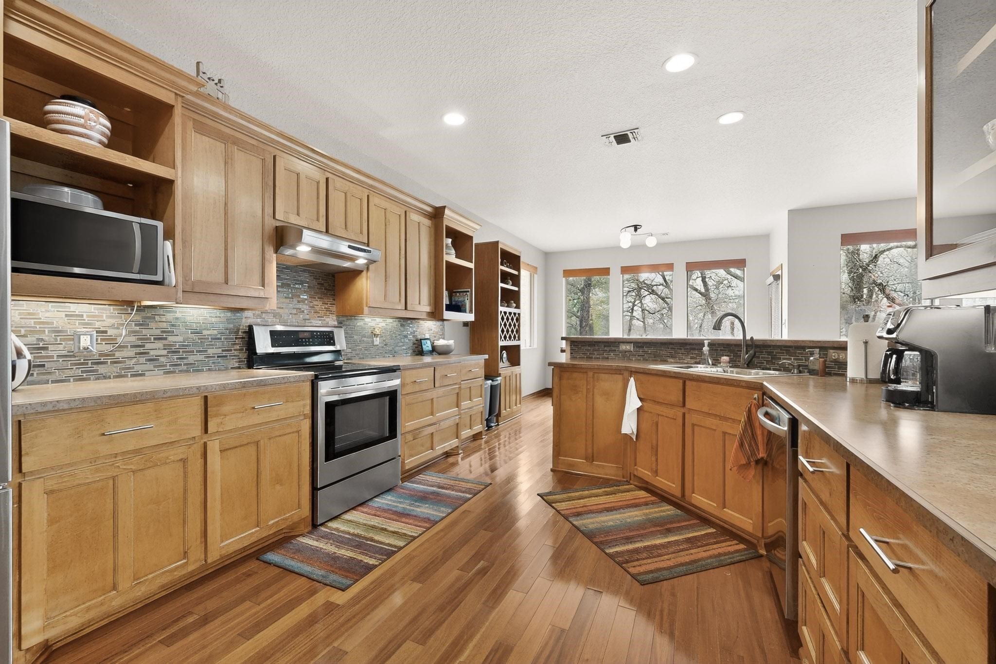 185 Silver Lakes Drive Sunset TX 76270