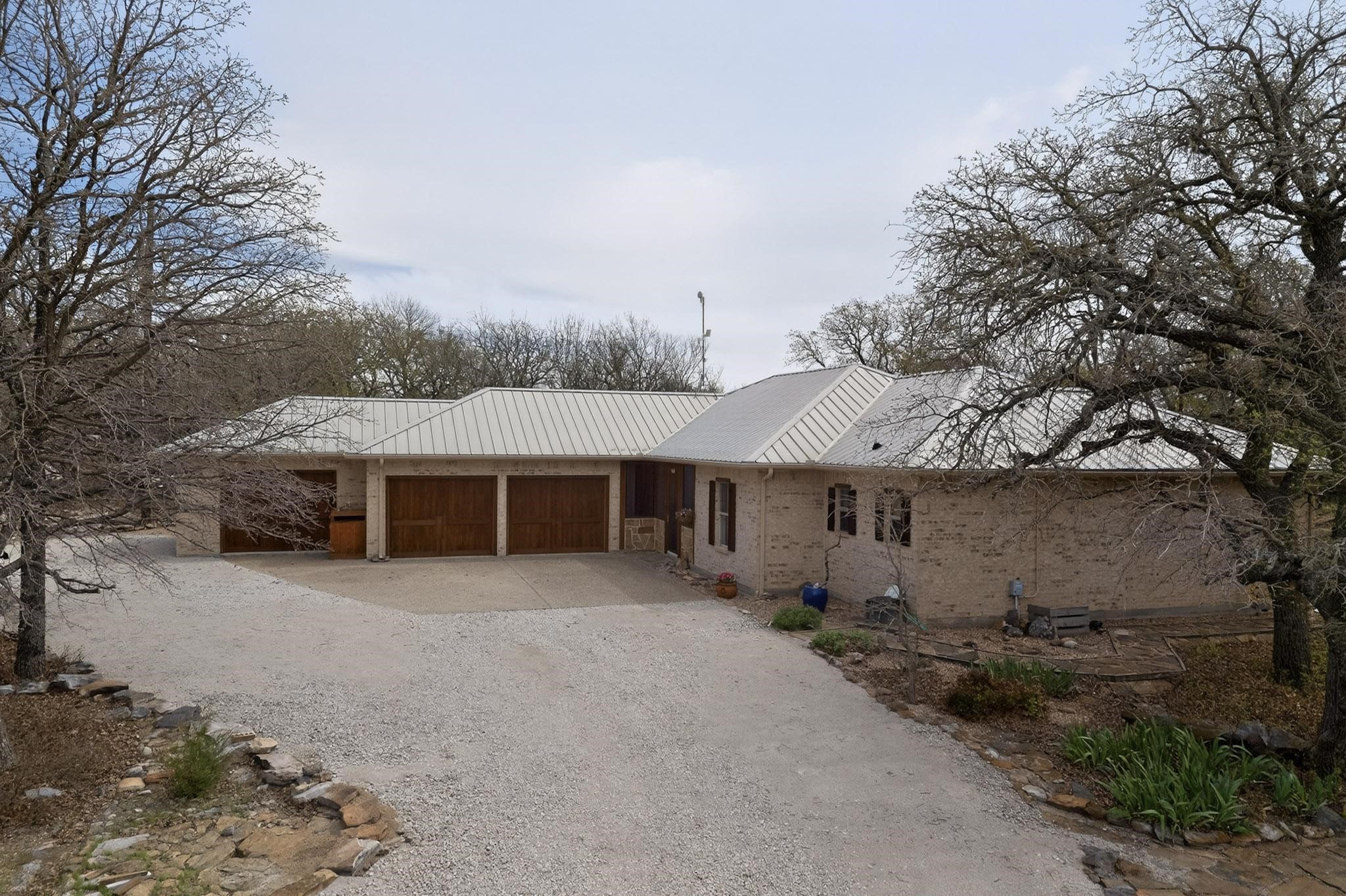185 Silver Lakes Drive Sunset TX 76270
