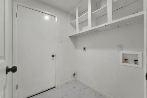 2114 Via Vista Carrollton TX 75006