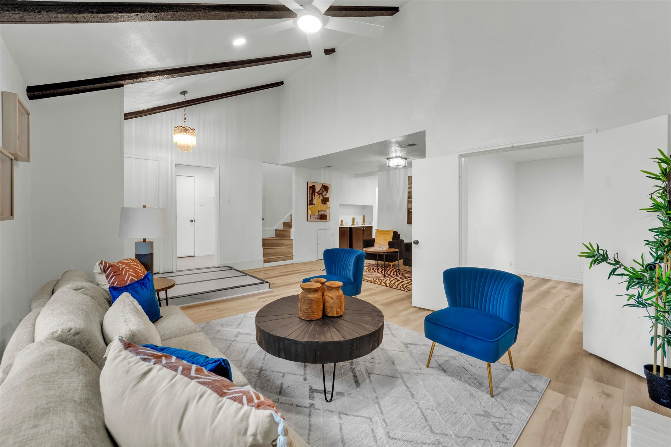 2114 Via Vista Carrollton TX 75006