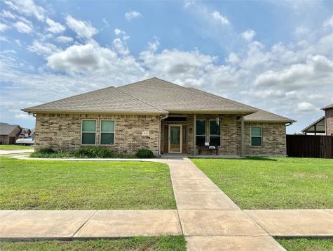 318 E 4th Street Lindsay TX 76250
