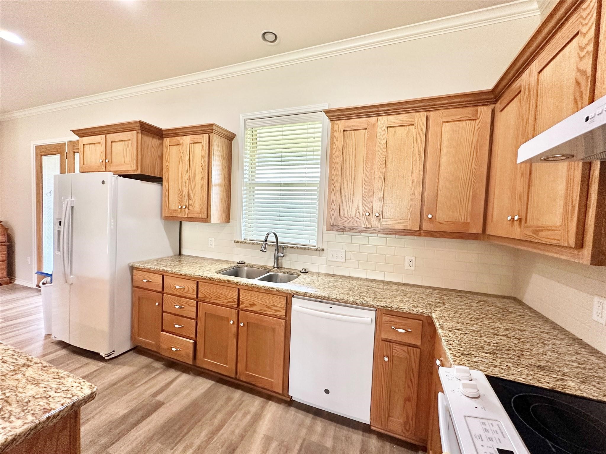 318 E 4th Street Lindsay TX 76250