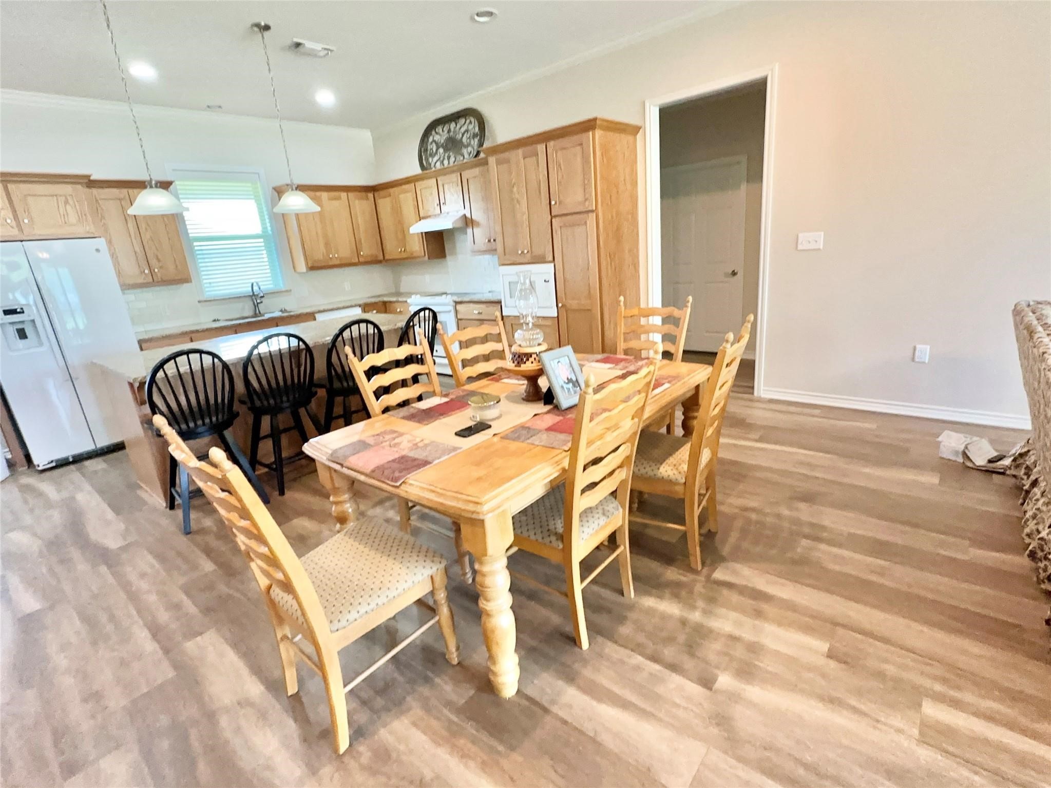 318 E 4th Street Lindsay TX 76250