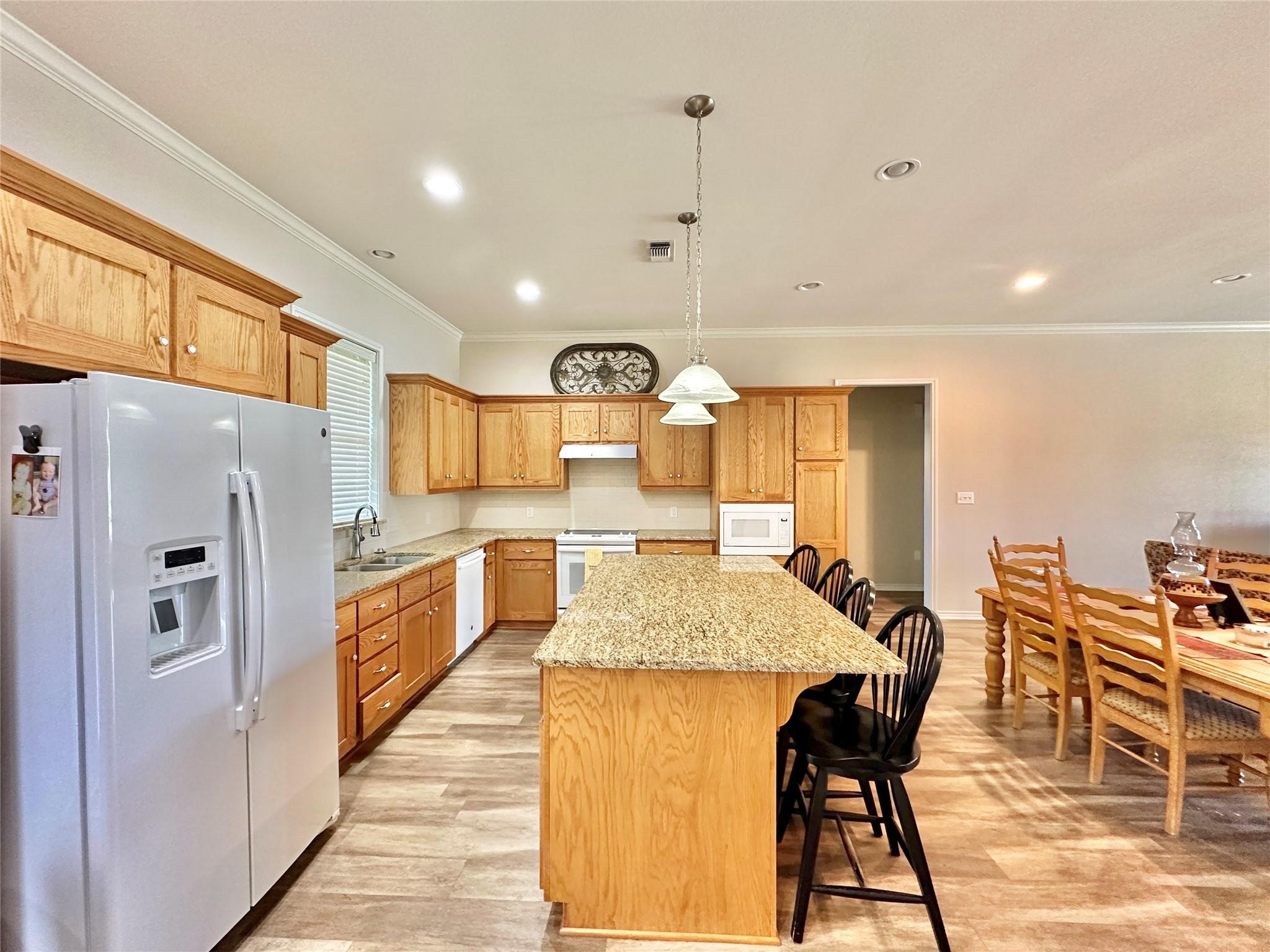 318 E 4th Street Lindsay TX 76250