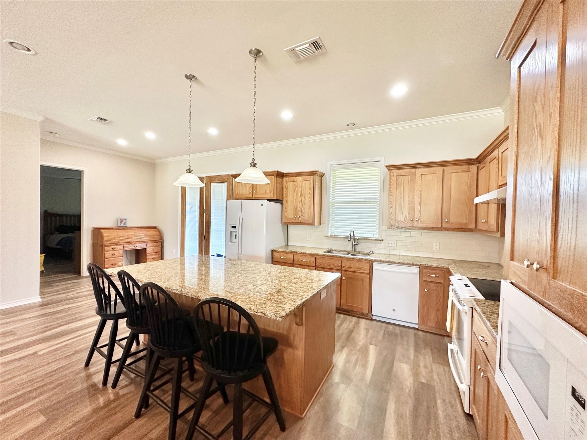 318 E 4th Street Lindsay TX 76250