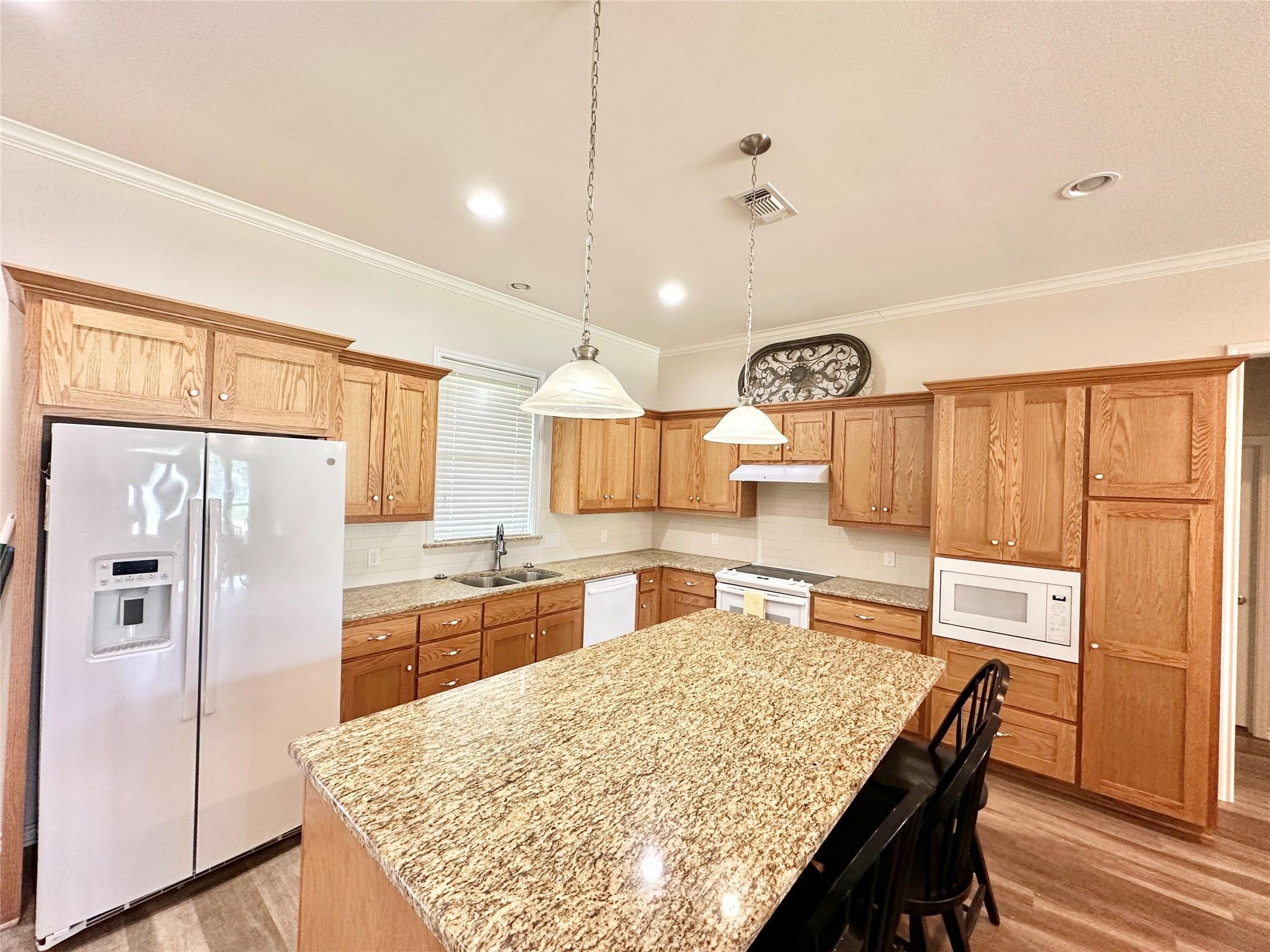 318 E 4th Street Lindsay TX 76250