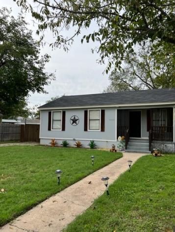 4828 Arc Drive River Oaks TX 76114