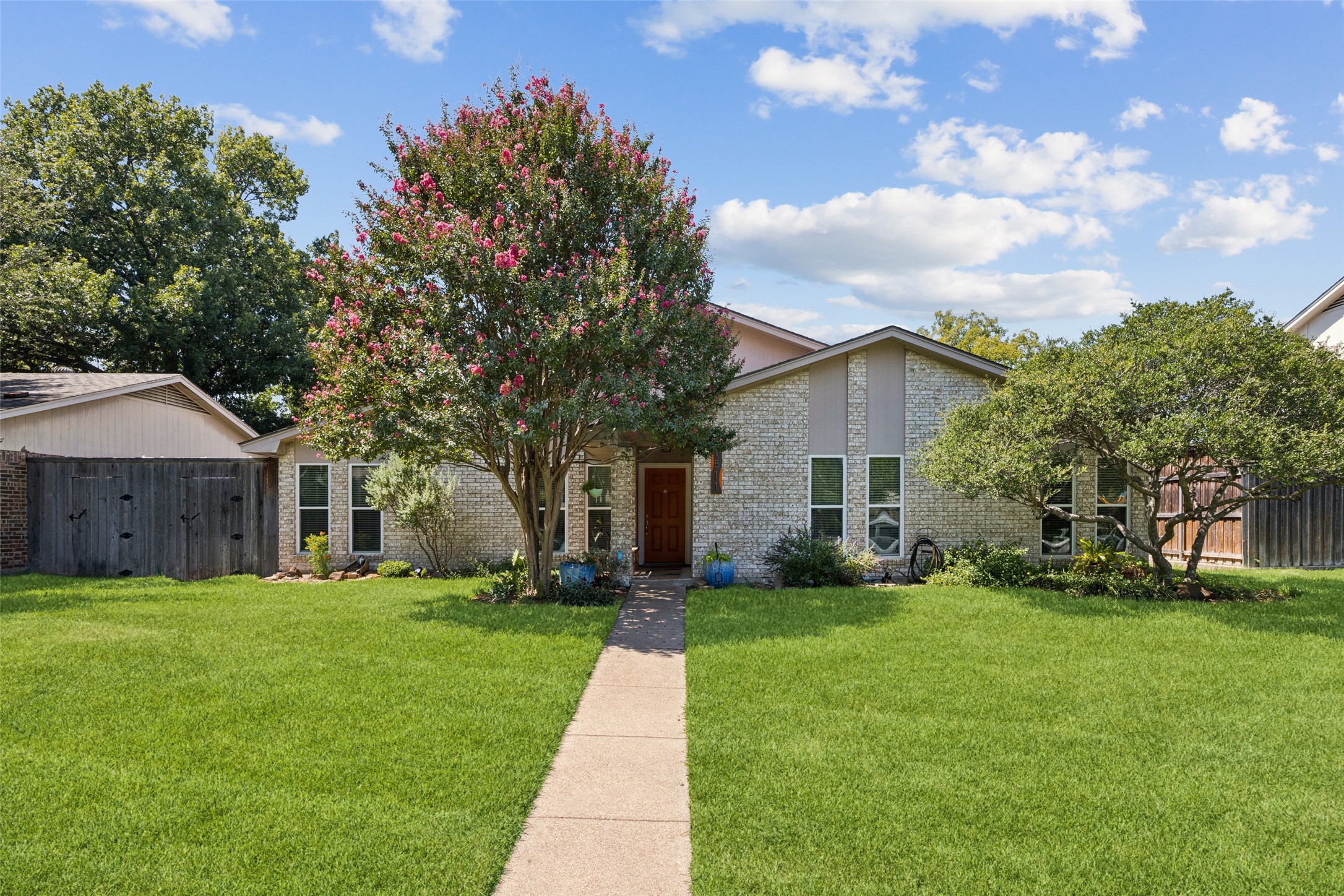 1511 Reston Drive Richardson TX 75081