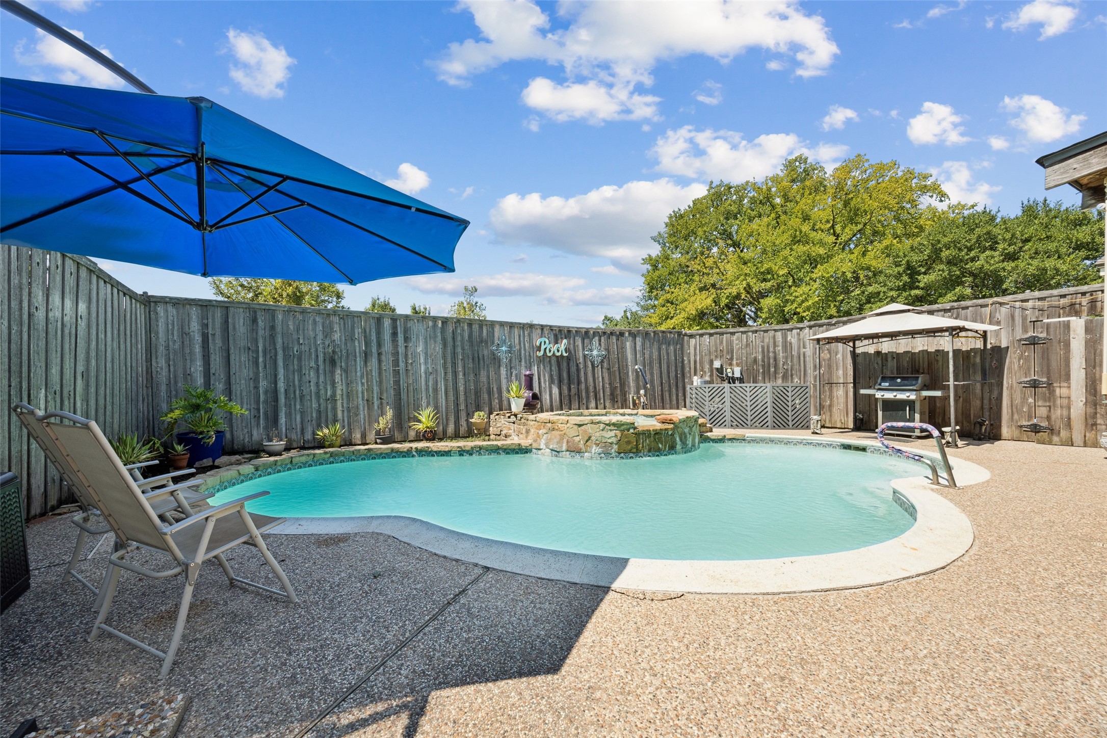 1511 Reston Drive Richardson TX 75081