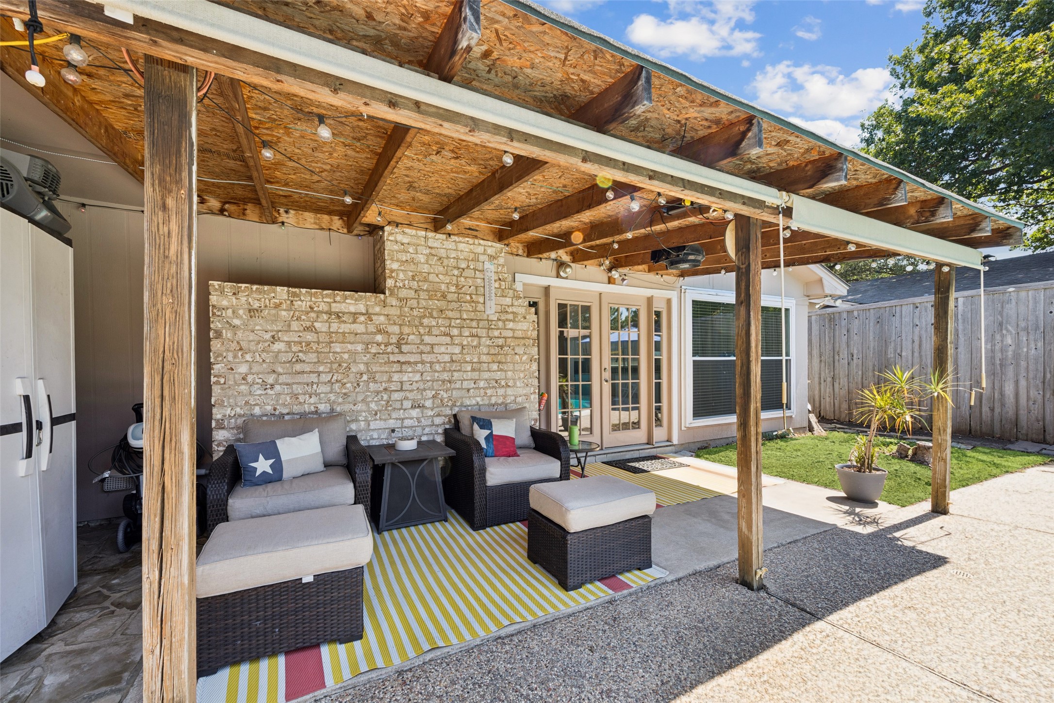 1511 Reston Drive Richardson TX 75081