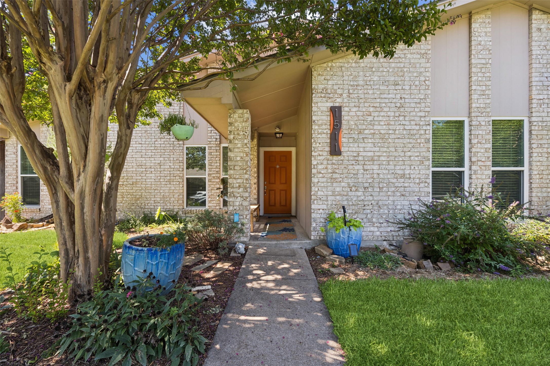 1511 Reston Drive Richardson TX 75081