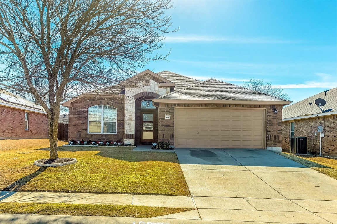 1825 Sable Wood Drive Anna TX 75409