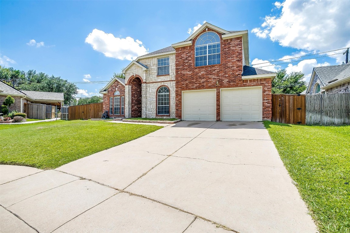 4327 Linda Kay Lane Grand Prairie TX 75052