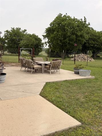 1746 Cr 4522 Decatur TX 76234