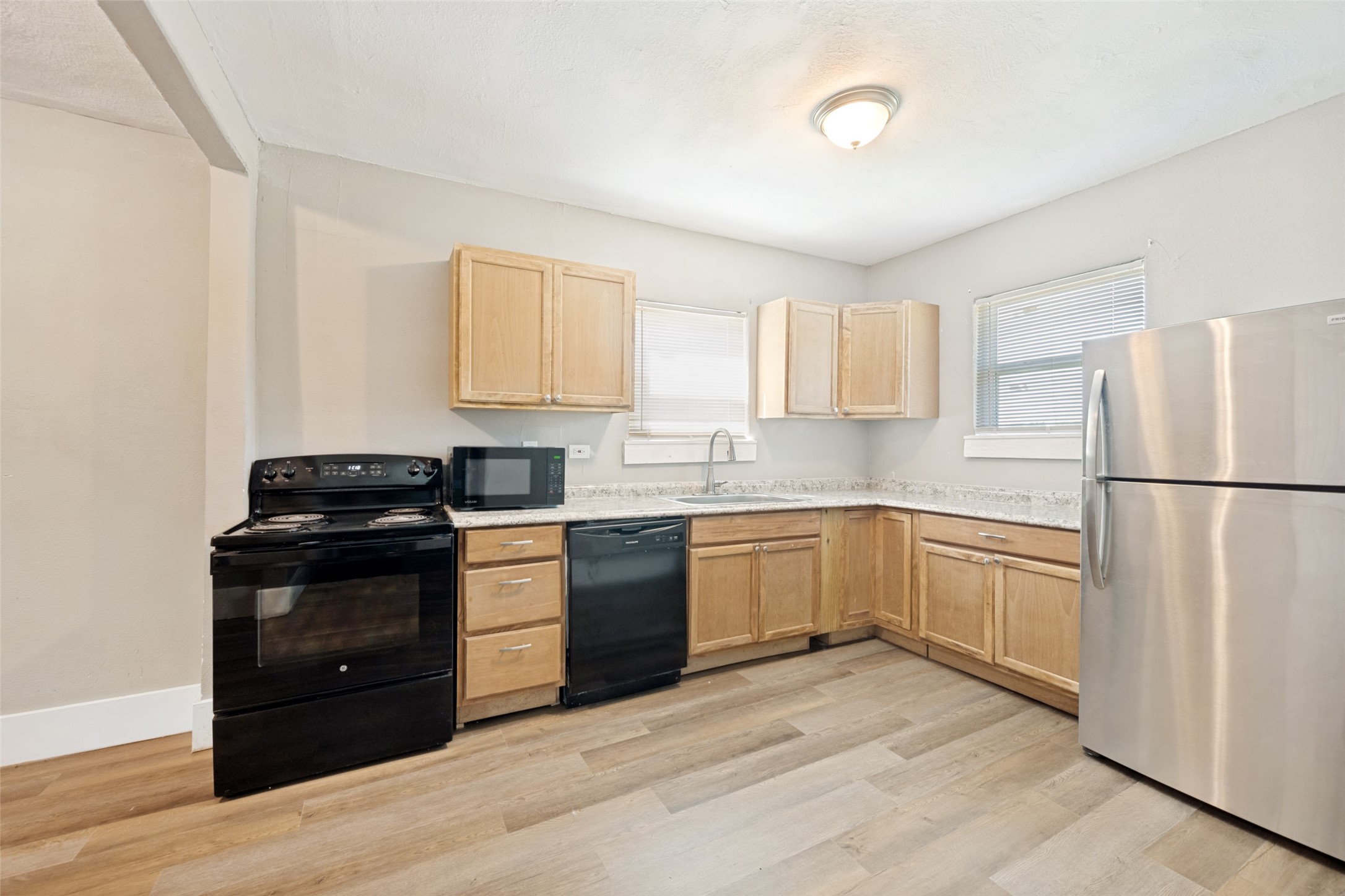 1201 E 3rd Avenue Corsicana TX 75110