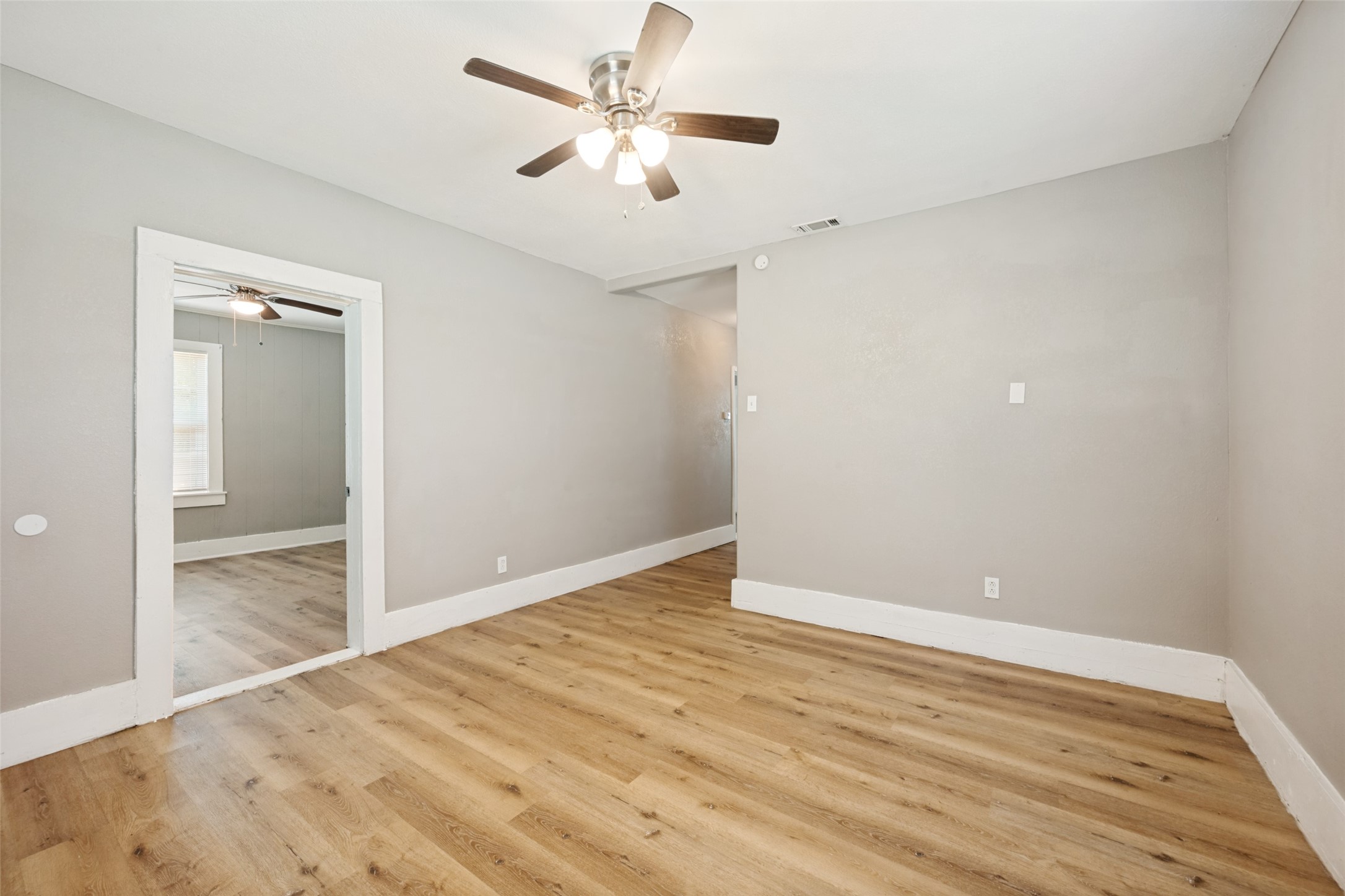 1201 E 3rd Avenue Corsicana TX 75110