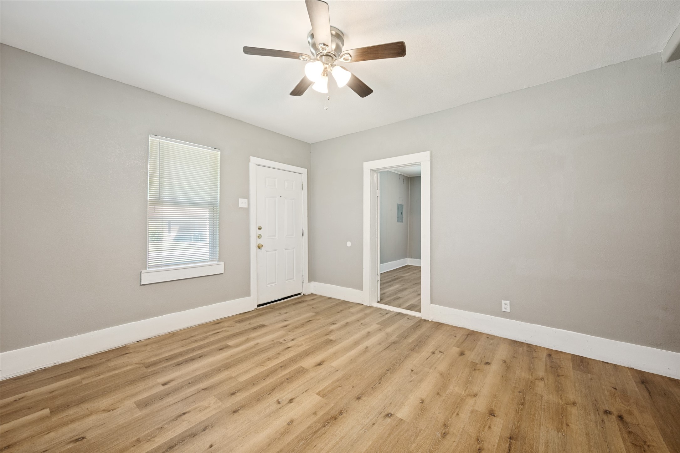 1201 E 3rd Avenue Corsicana TX 75110
