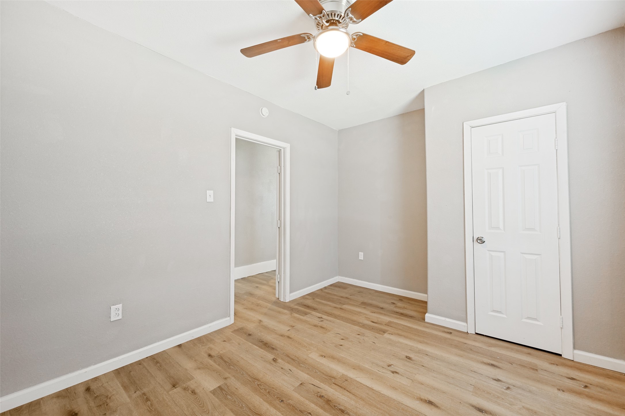 1201 E 3rd Avenue Corsicana TX 75110