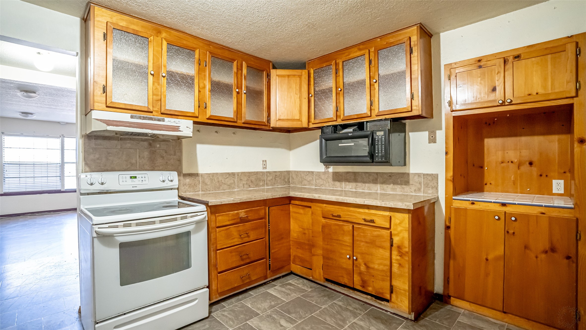 1005 Hickey Court Granbury TX 76049