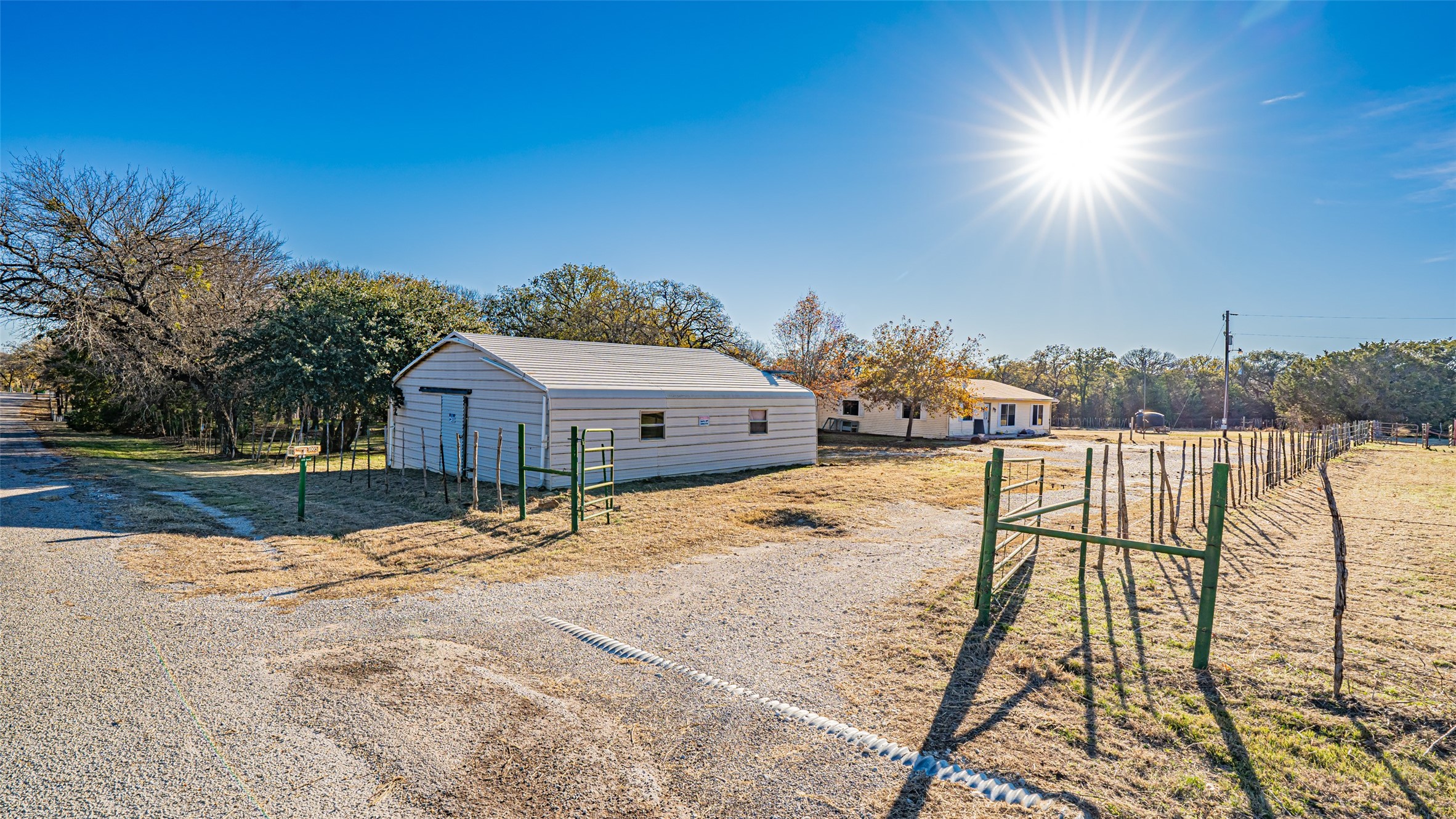 1005 Hickey Court Granbury TX 76049