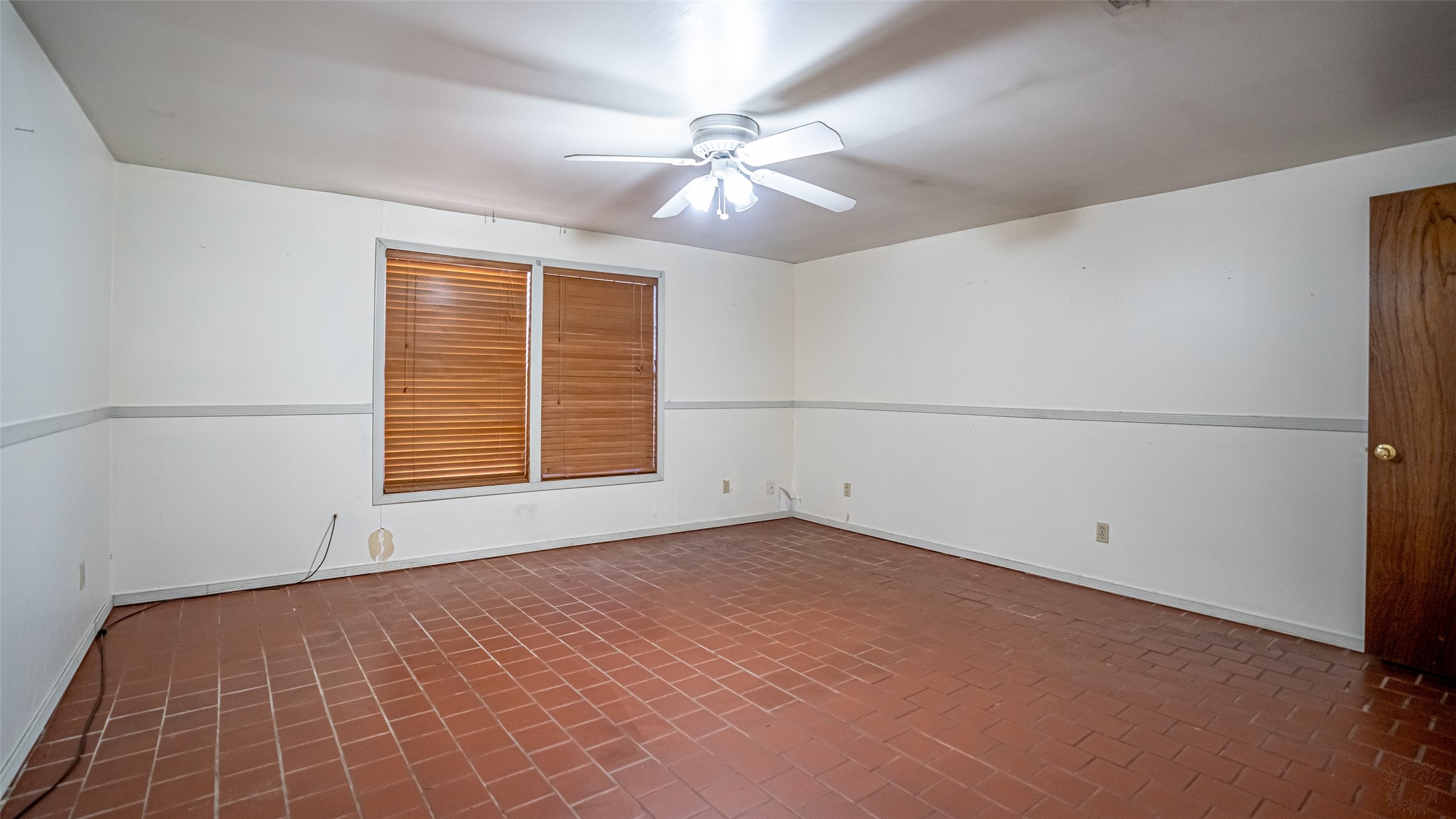 1005 Hickey Court Granbury TX 76049