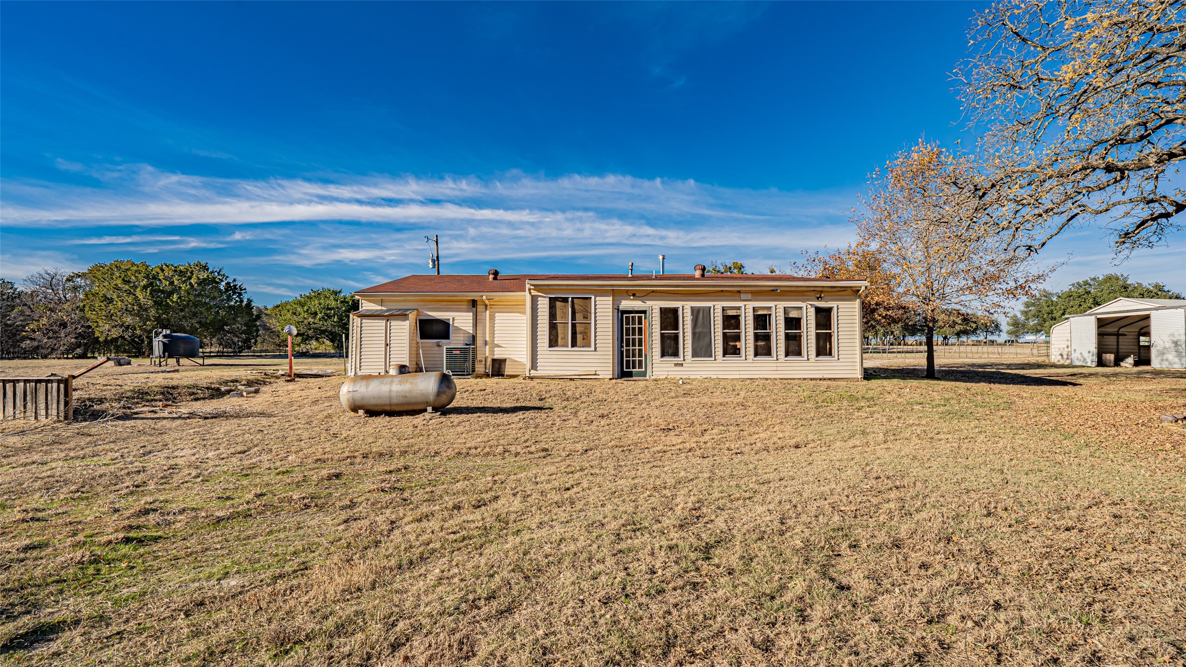 1005 Hickey Court Granbury TX 76049