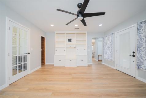 812 E 1st Hughes Springs TX 75656