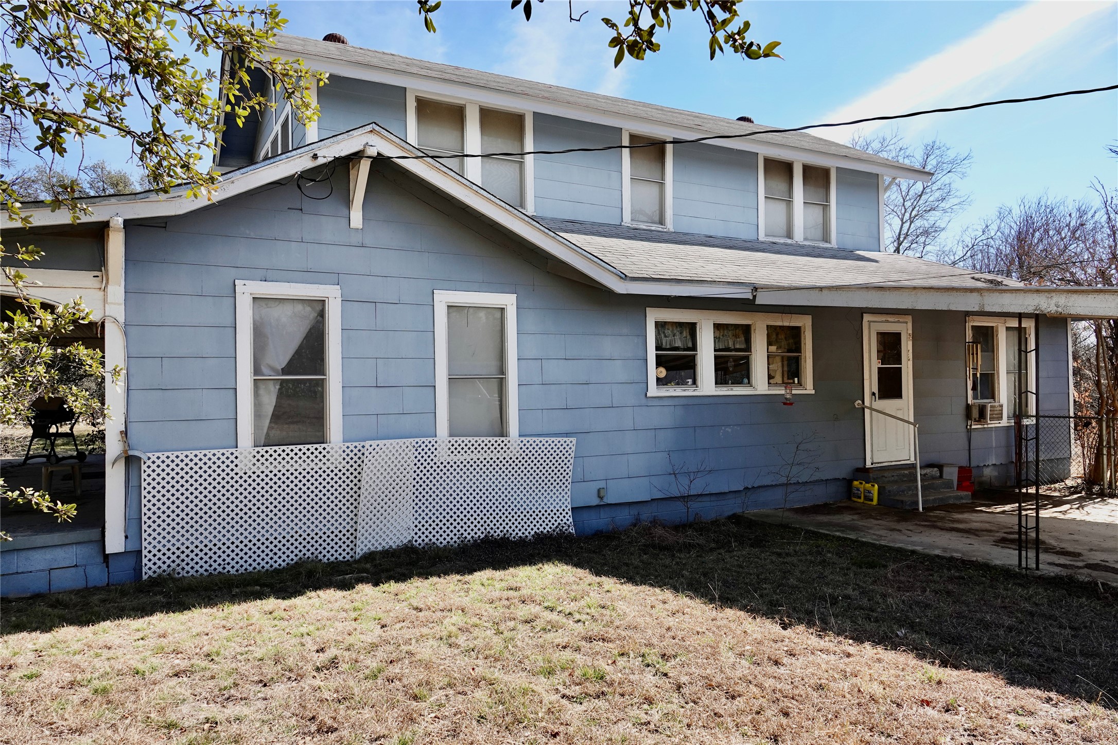 981 W Highway 84 Mullin TX 76864