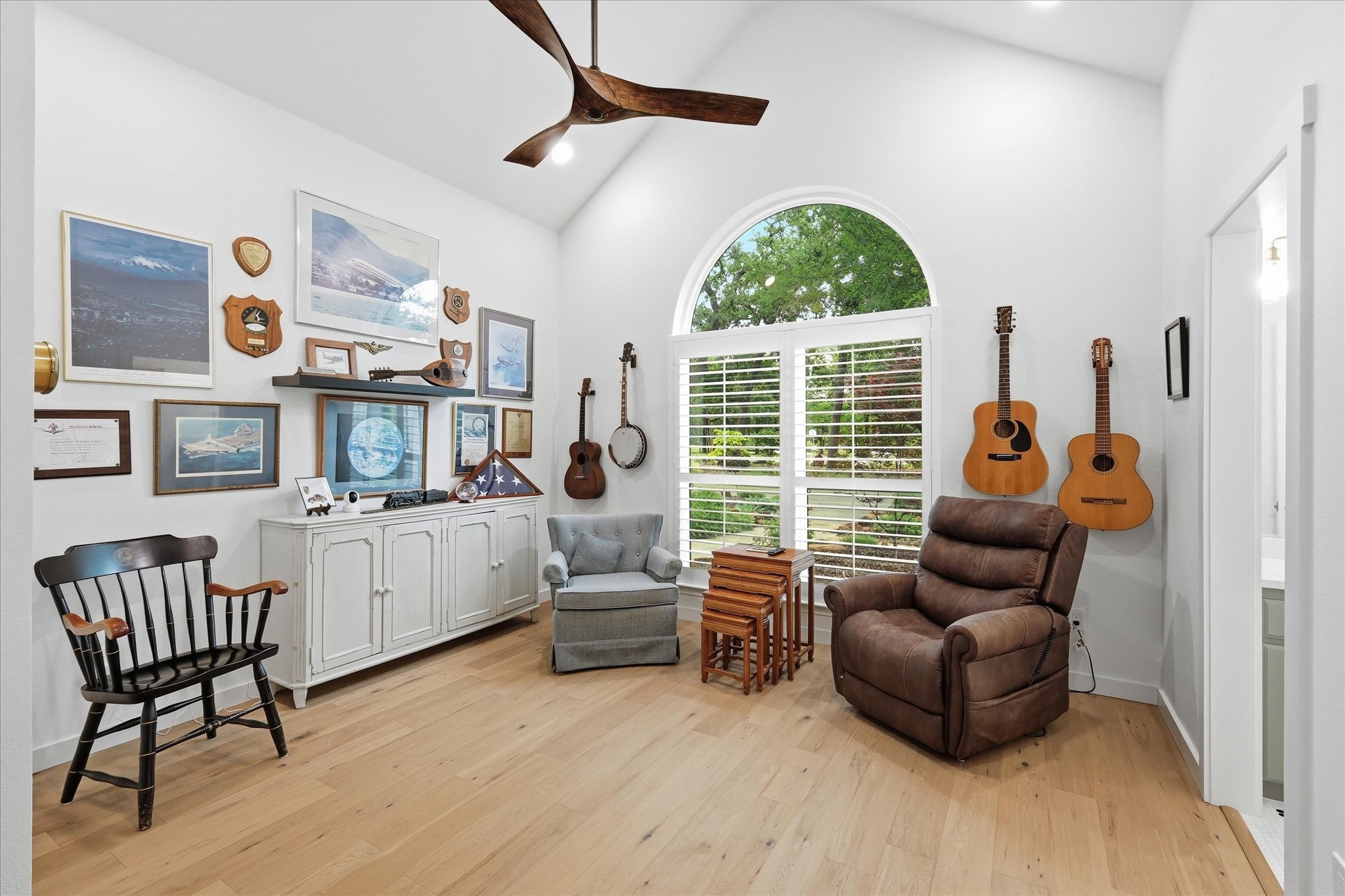 101 W Oak Shores Drive Cross Roads TX 76227
