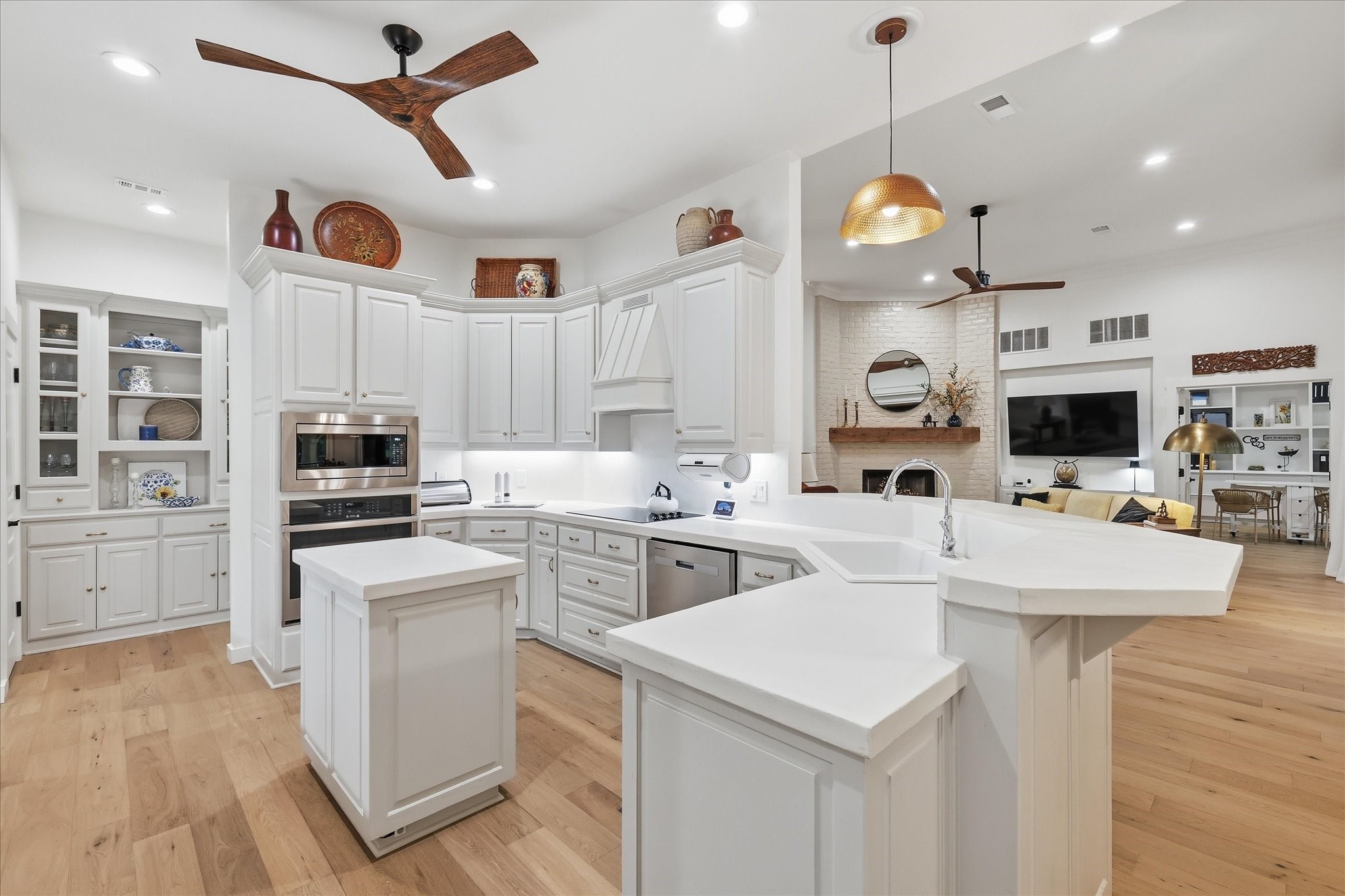 101 W Oak Shores Drive Cross Roads TX 76227