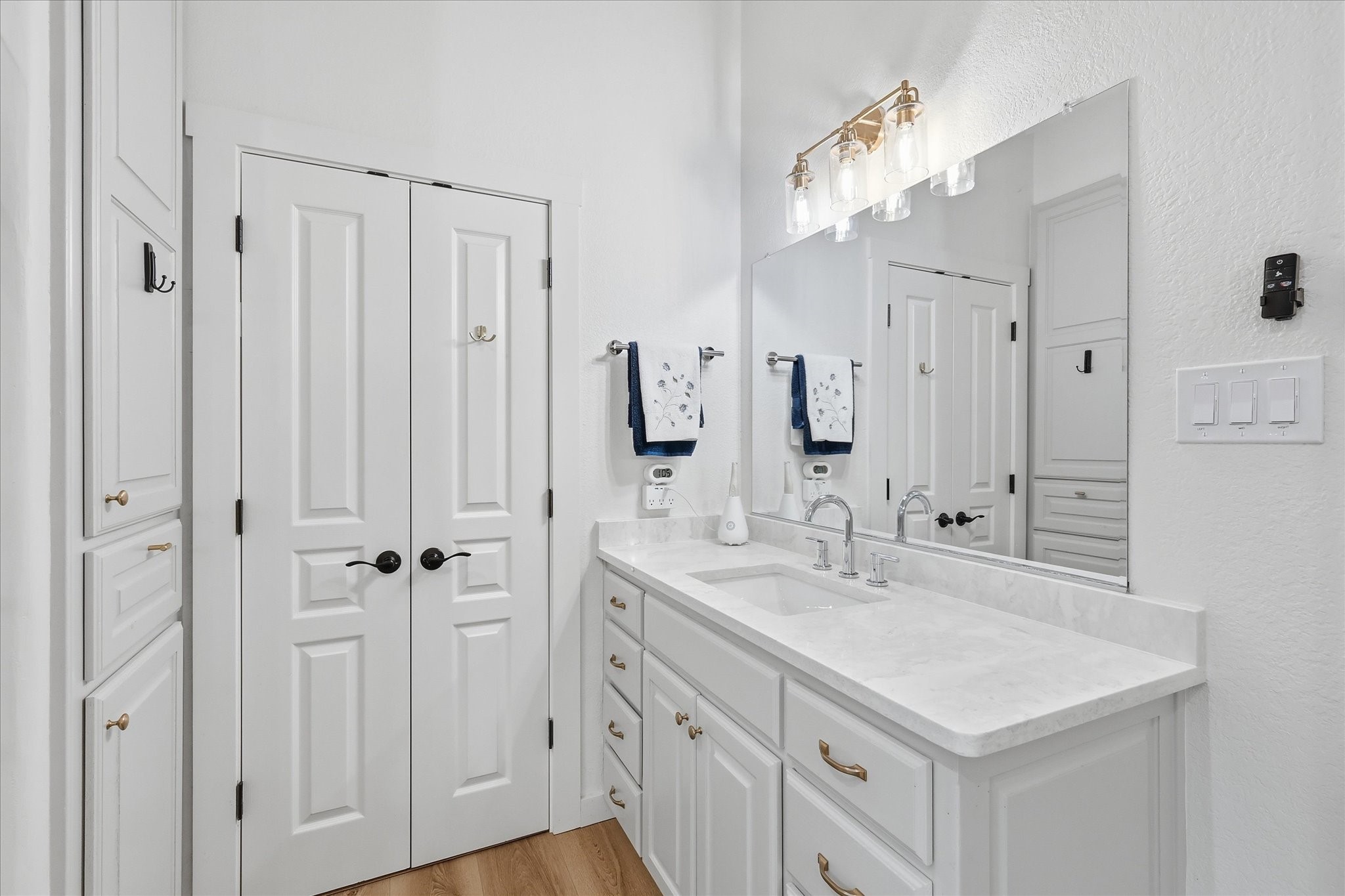 101 W Oak Shores Drive Cross Roads TX 76227