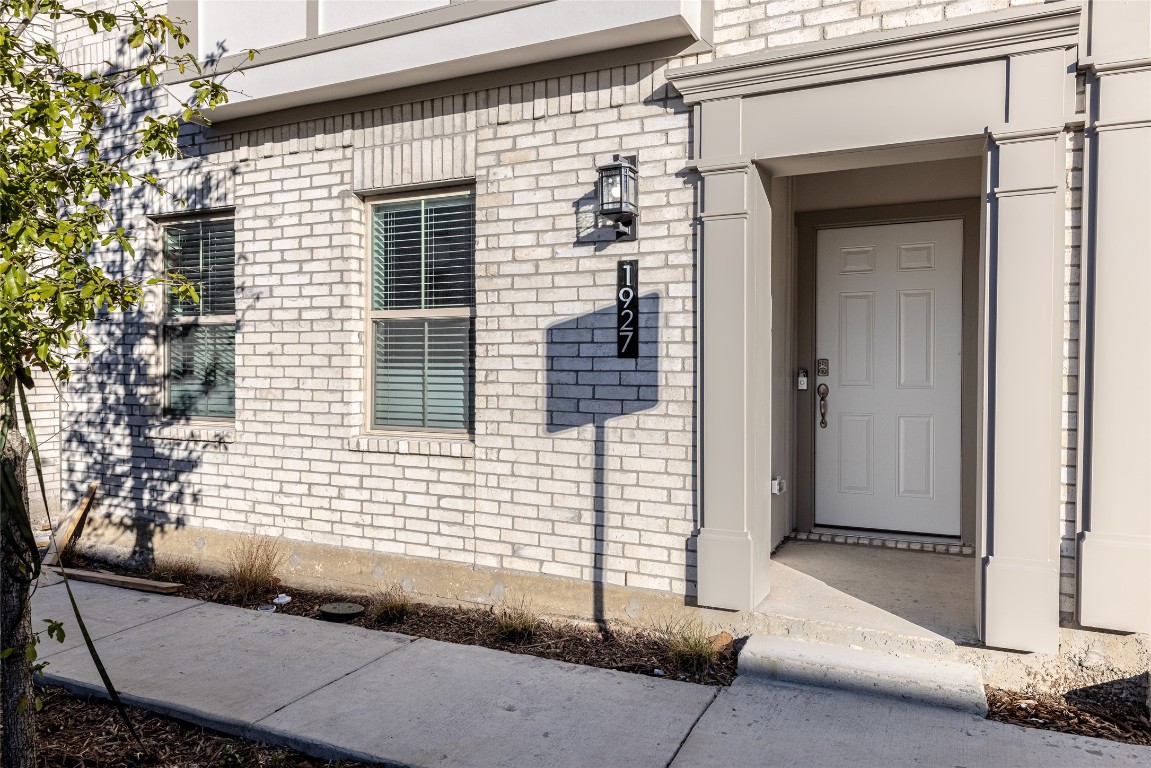 1927 Bel Air Drive Arlington TX 76010