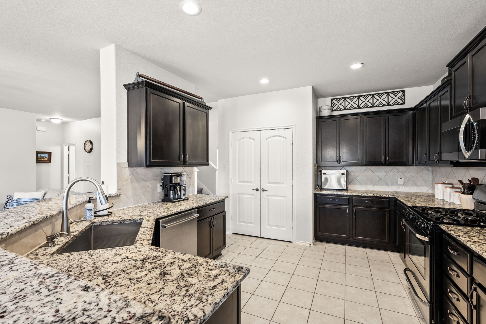 1417 Saint Johns Drive Van Alstyne TX 75495